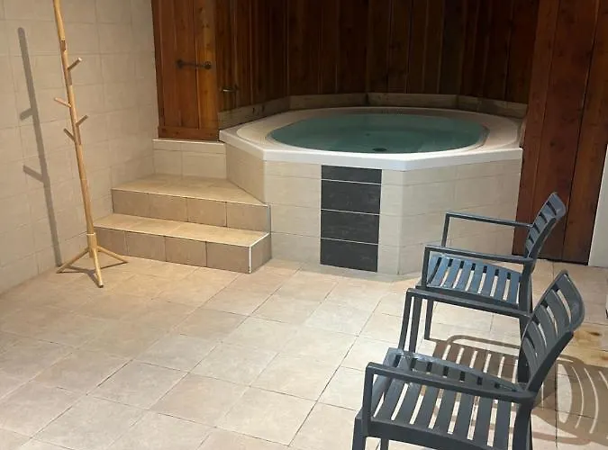 La Grange Auguste Avec Sauna Jacuzzi *