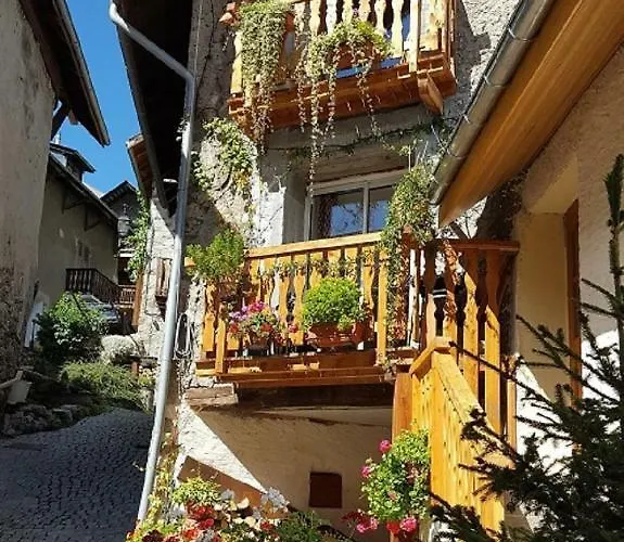 Appartement La Grange Auguste Avec Sauna Jacuzzi Vénosc